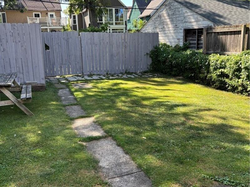 1422 W 112th Street, Cleveland, OH 44102 Photo 6