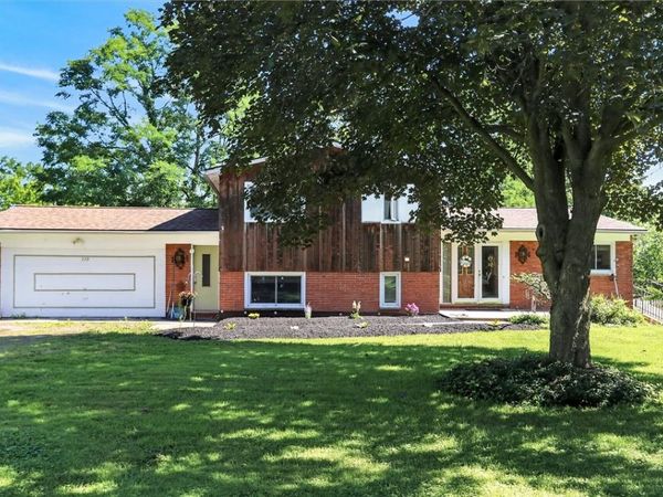 379 High Street Extension, Fairport, NY 14450