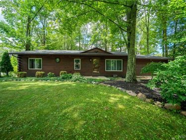 8376 Cobblestone Court , Eden, NY 14057