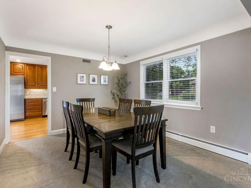 8910 Tammy Drive, West Chester, OH 45069 Photo 7