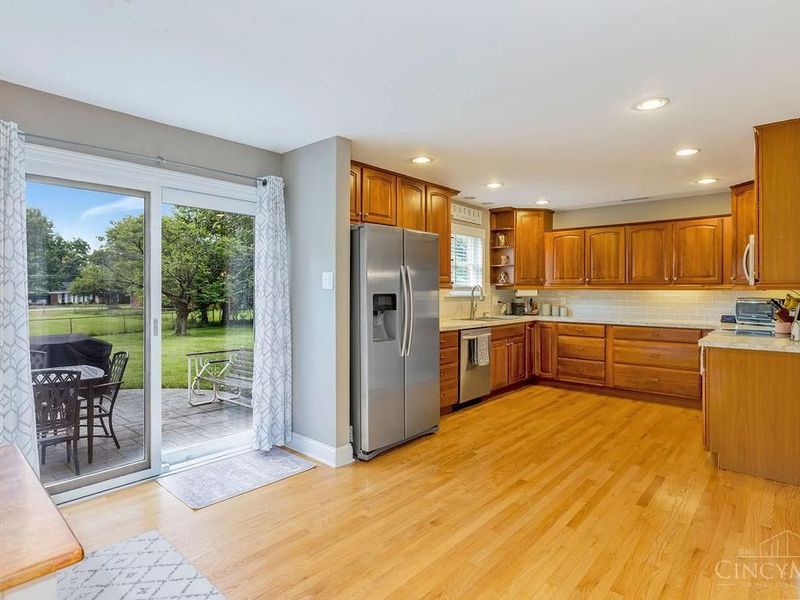 8910 Tammy Drive, West Chester, OH 45069 Photo 9