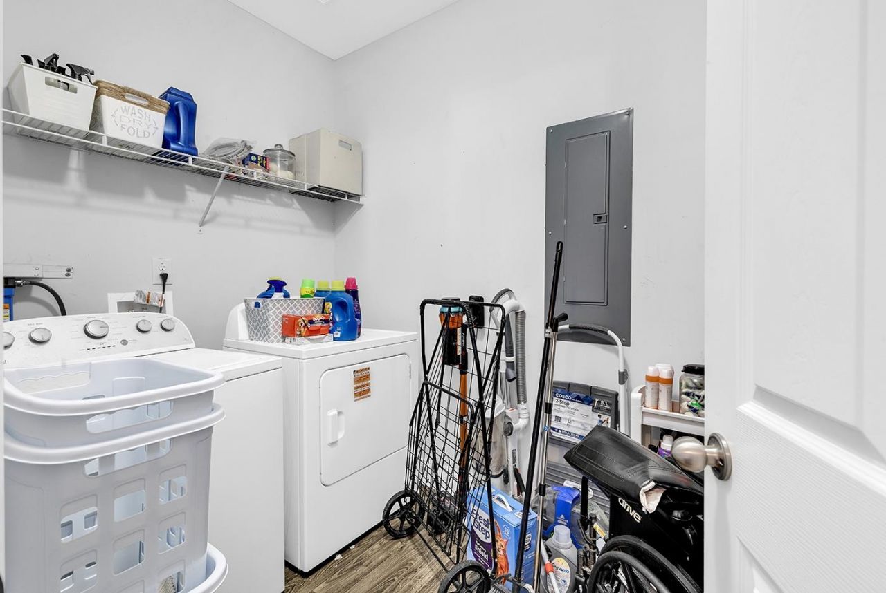 3568 Alcolu St. Photo 53