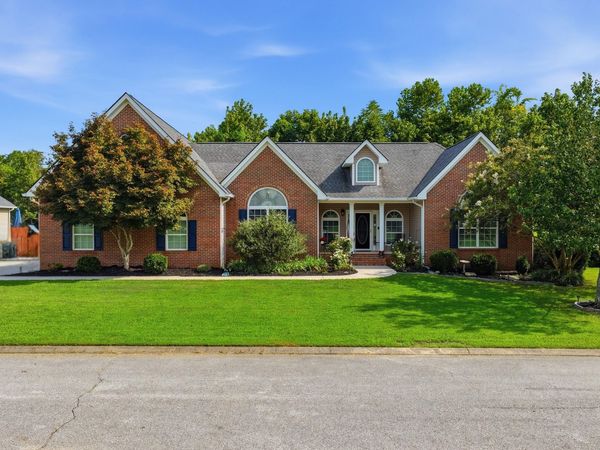 8644 Wading Branch Court, Ooltewah, TN 37363