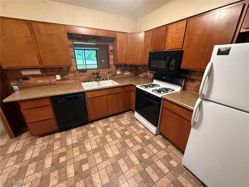 980 Killinger Road, Clinton, OH 44216 Photo 3