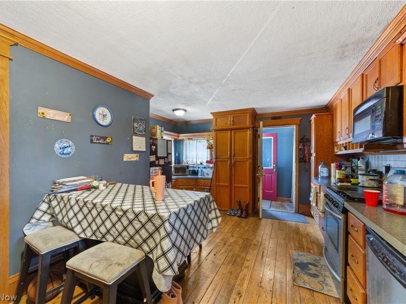 1202 Middle Avenue, Elyria, OH 44035 Photo 9