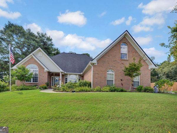 2554 Cedar Way, Loganville, GA 30052