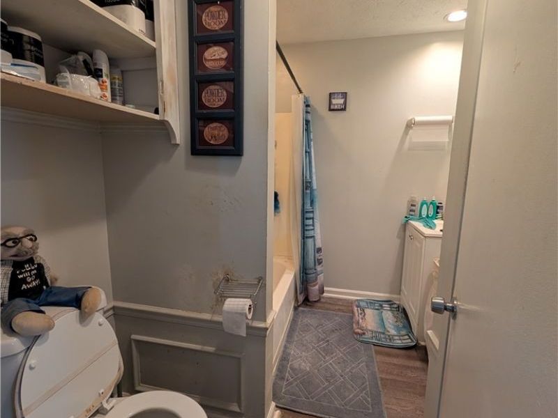15321 Ridpath Avenue , Cleveland, OH 44110 Photo 15