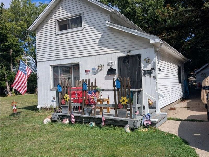 15321 Ridpath Avenue , Cleveland, OH 44110 Photo 3