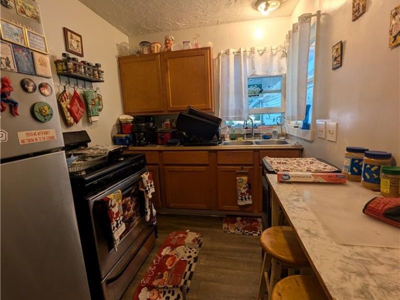 15321 Ridpath Avenue , Cleveland, OH 44110 Photo 6