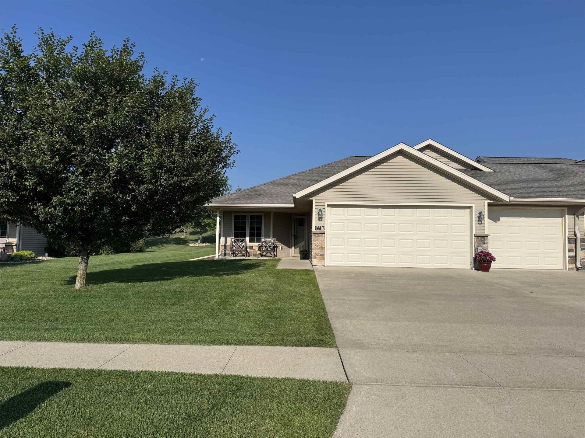 1413 Watson Way, Parkersburg, IA 50665 Main Photo