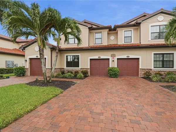 26111 Palace LN, Unit 101, BONITA SPRINGS, FL 34135