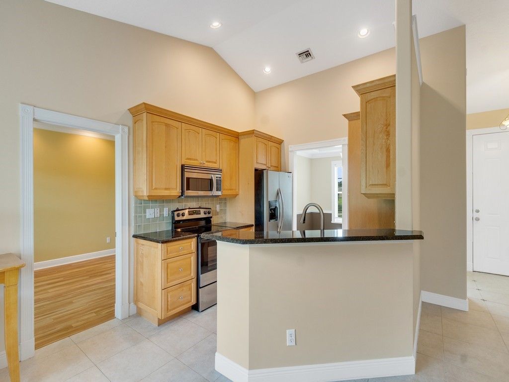 8978 100th Court, Vero Beach, FL 32967 Photo