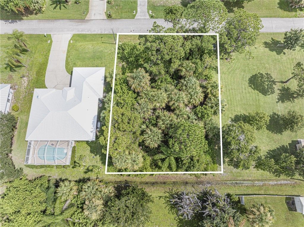 421 Citrus Avenue, Sebastian, FL 32958 Photo