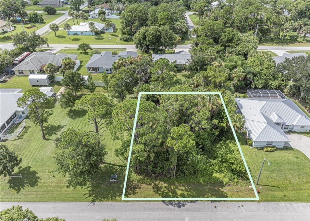 421 Citrus Avenue, Sebastian, FL 32958 Photo