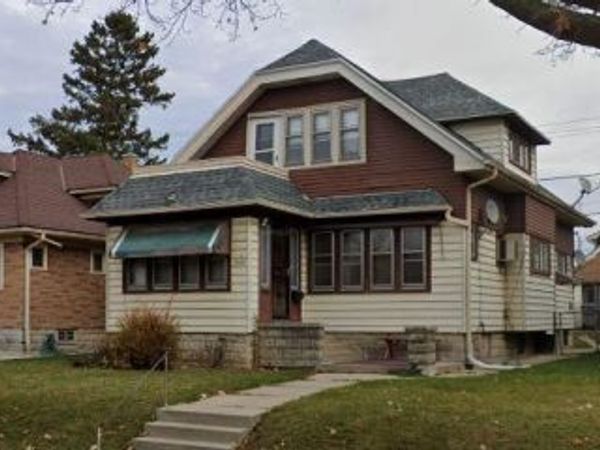 4136 N 21 STREET, Milwaukee, WI 53209
