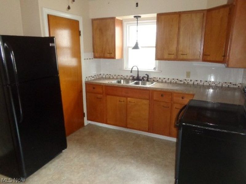 5259 W 52nd Street , Parma, OH 44134 Photo 9