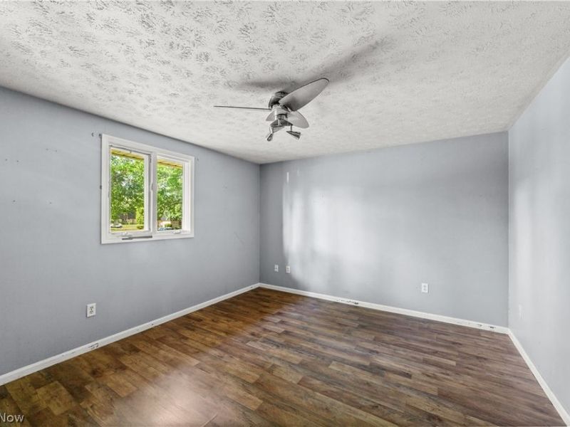 1423 Shaffer , Lorain, OH 44053 Photo 12