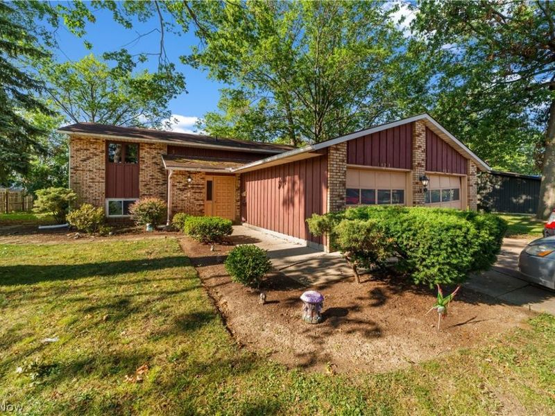 1423 Shaffer , Lorain, OH 44053 Photo 2