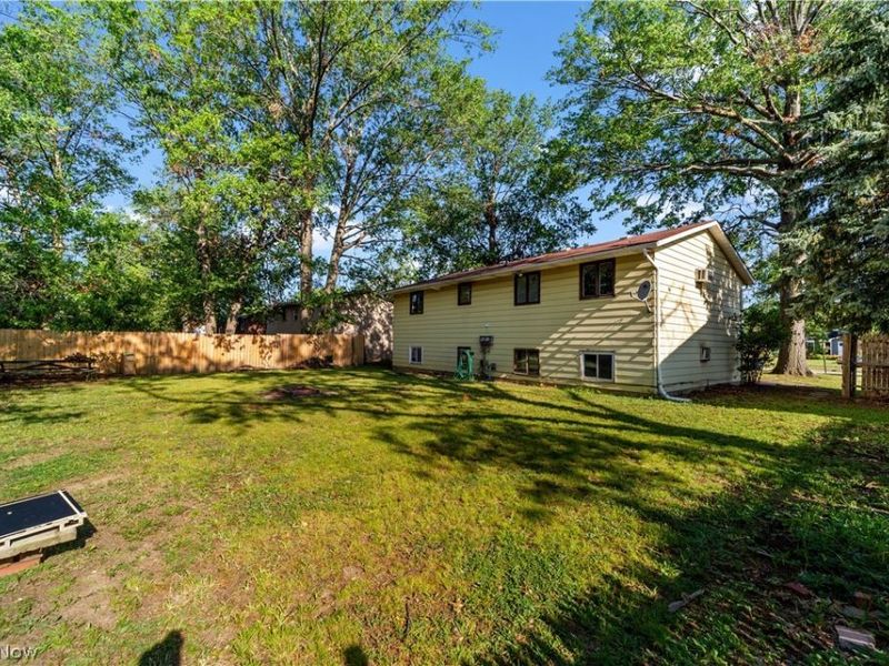 1423 Shaffer , Lorain, OH 44053 Photo 21