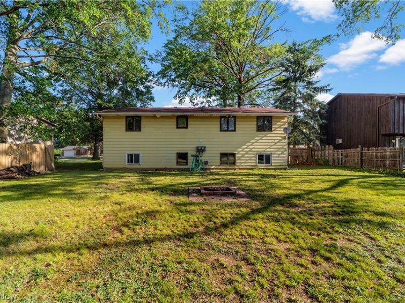 1423 Shaffer , Lorain, OH 44053 Photo 22