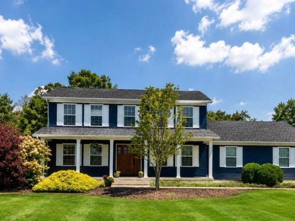 1850 Meadow Creek Creek , Zanesville, OH 43701