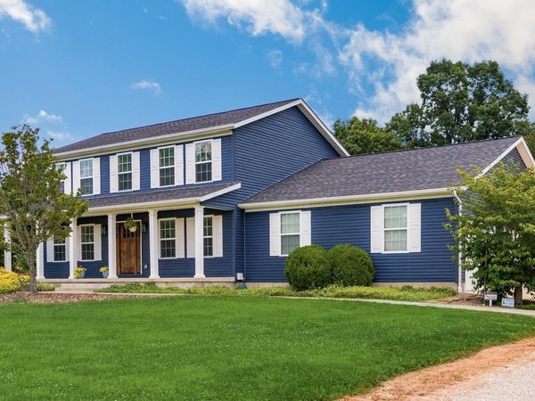 1850 Meadow Creek Creek , Zanesville, OH 43701