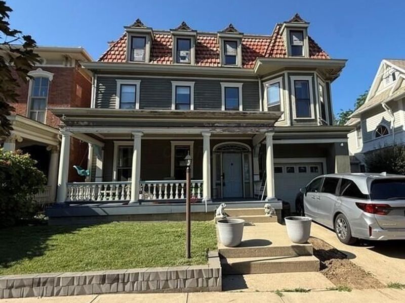 207 E Wheeling Street , Lancaster, OH 43130 Photo 2