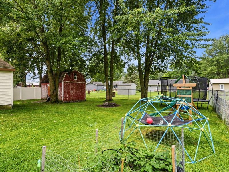2457 Capaldi Drive, Marion, OH 43302 Photo 10