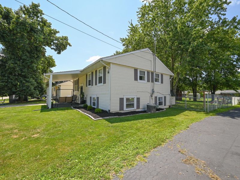 2457 Capaldi Drive , Marion, OH 43302 Photo 3