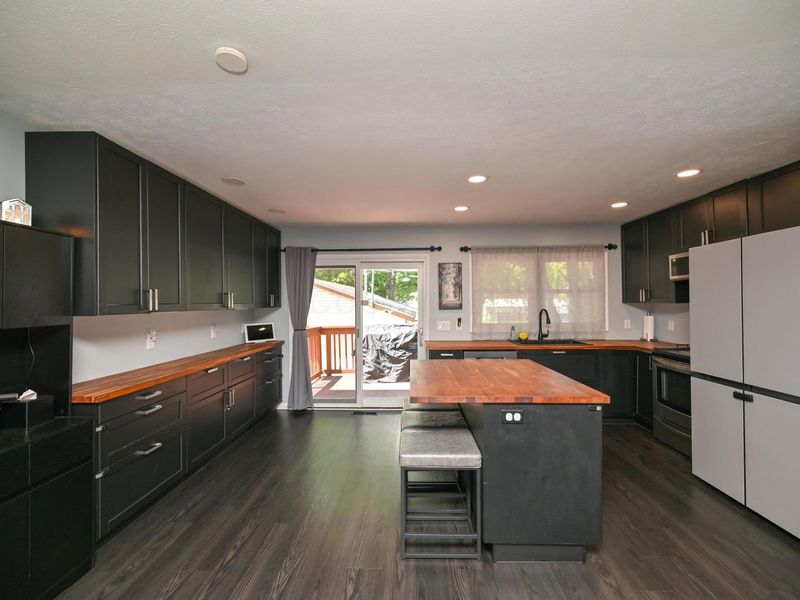 2457 Capaldi Drive , Marion, OH 43302 Photo 8