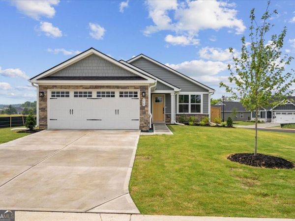 358 Oakleigh Drive, Calhoun, GA 30701