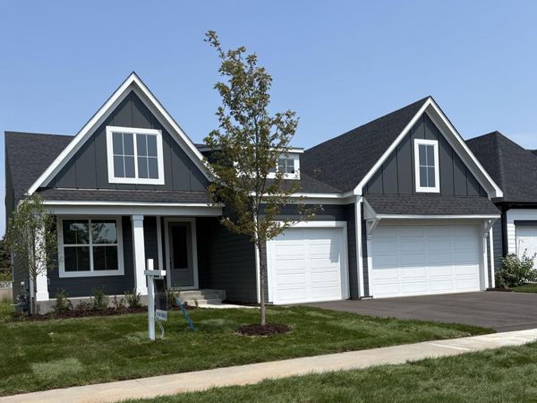 4048 Arbor Drive , Woodbury, MN 55129