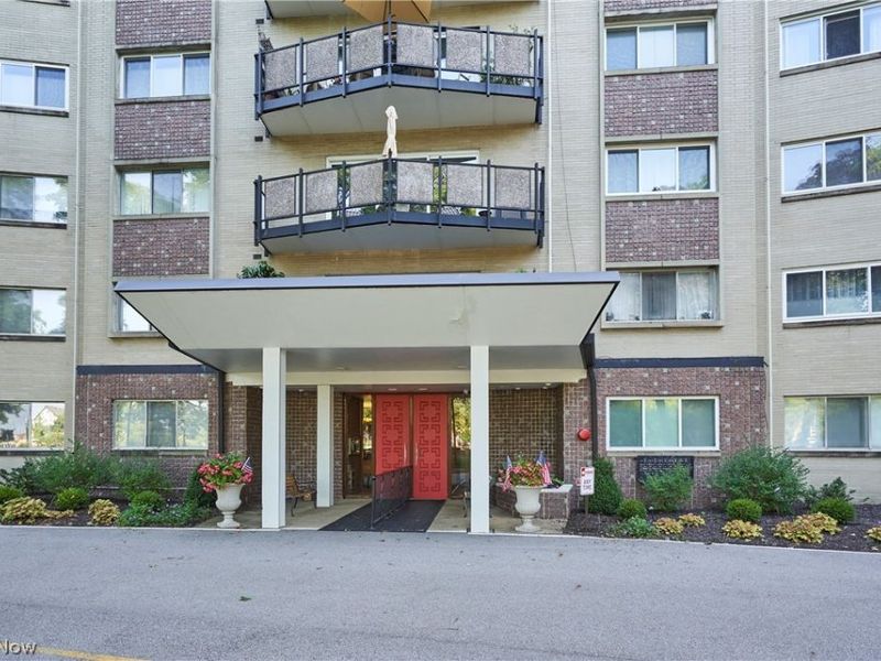 255 N Portage Path, Unit 216, Akron, OH 44303 Photo 20