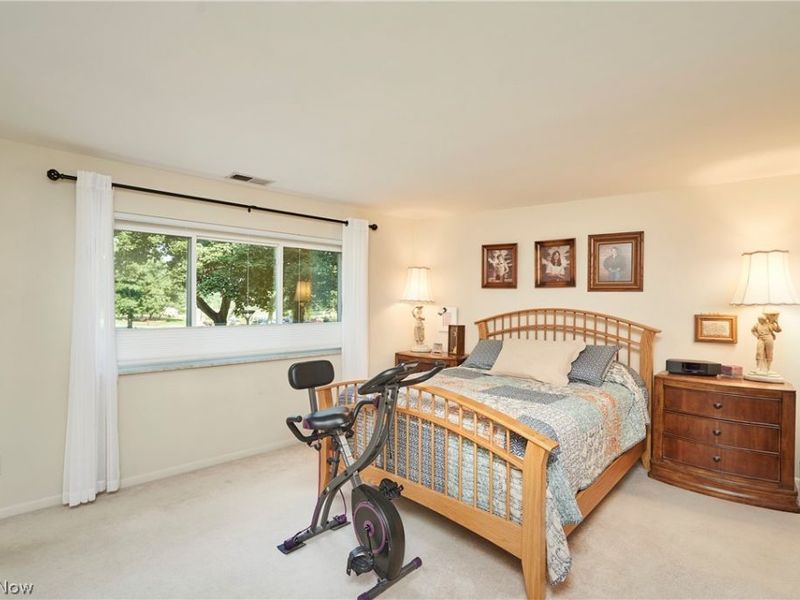 255 N Portage Path, Unit 216, Akron, OH 44303 Photo 7
