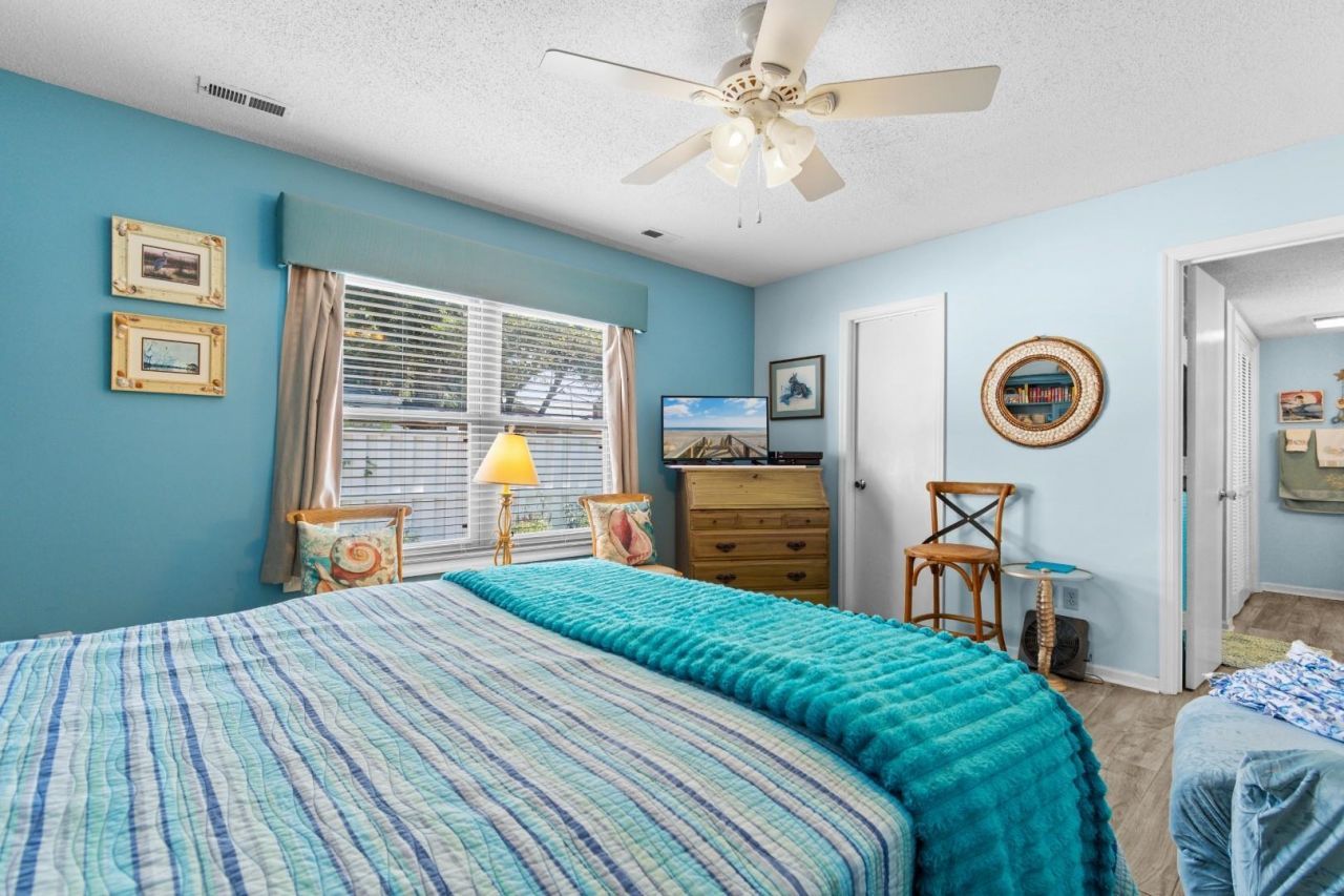 4301 Alicia Ct. Photo 16