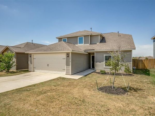 13616 Roosevelt Arch Drive, Ponder, TX 76259