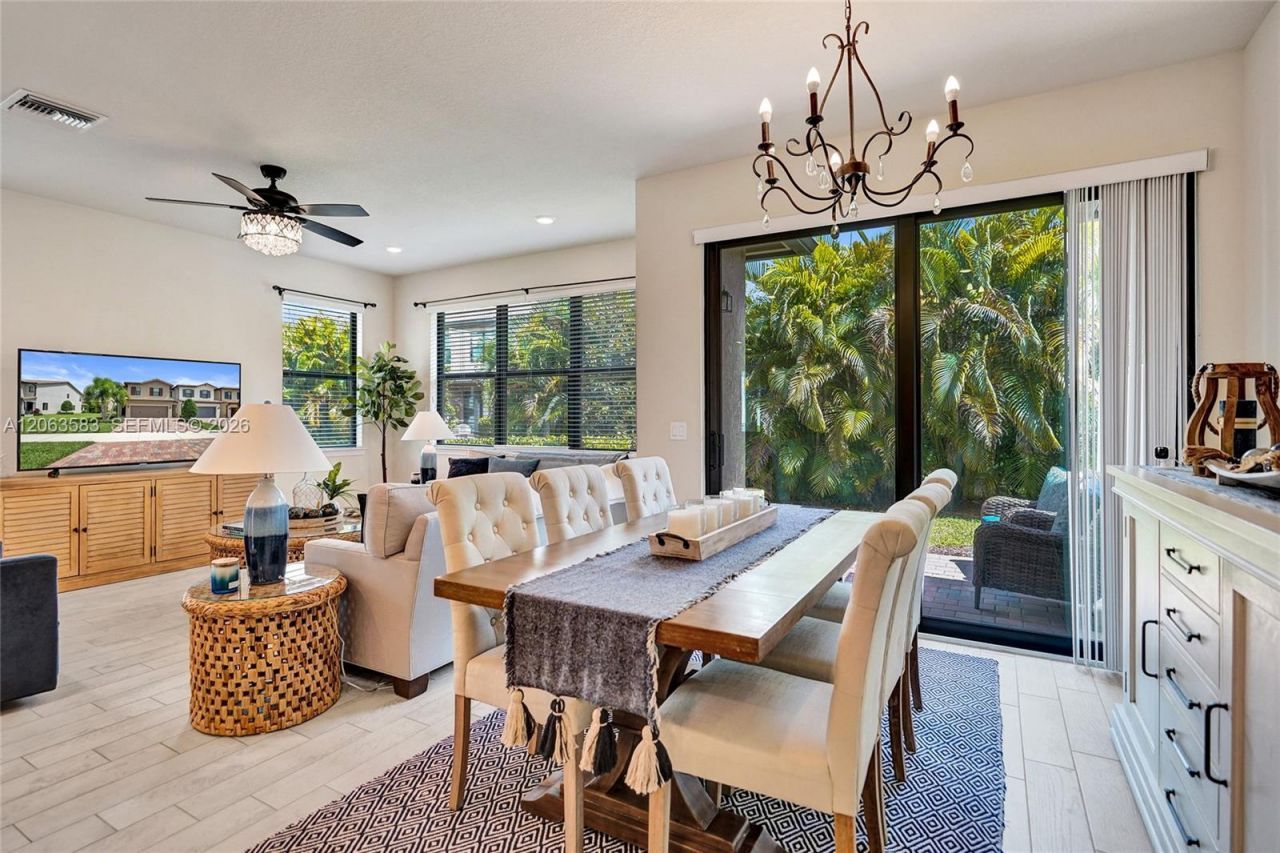 8193 Cinch Way, Lake Worth, FL 33467 Photo