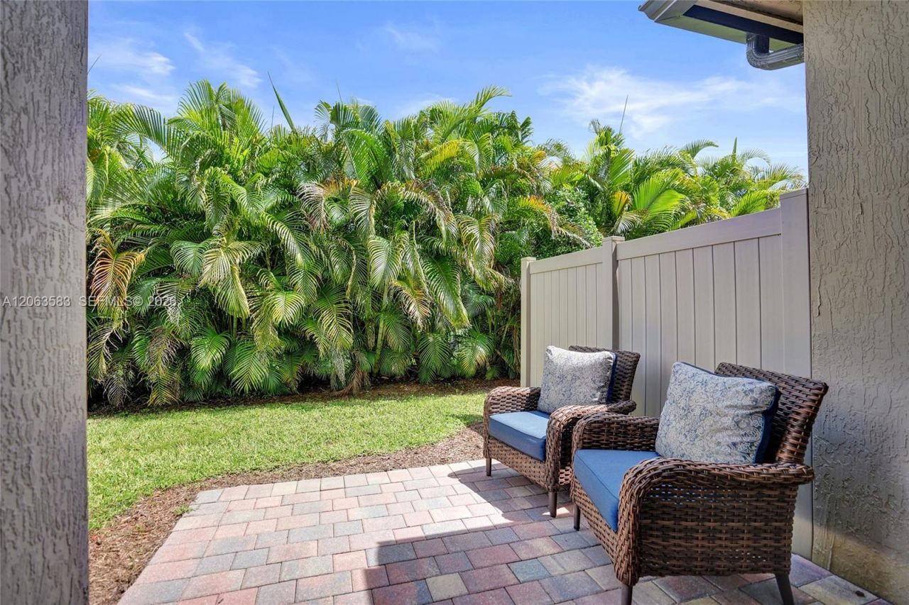 8193 Cinch Way, Lake Worth, FL 33467 Photo