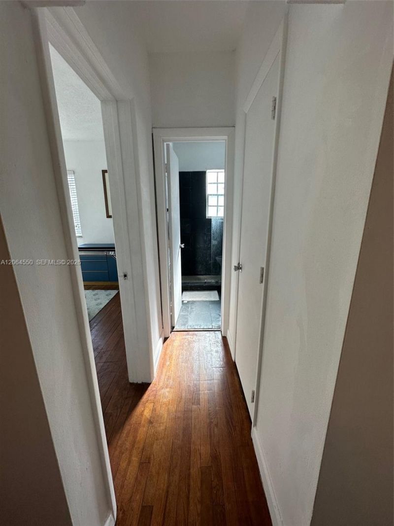 1309 Euclid Ave, Unit 8, Miami Beach, FL 33139 Photo