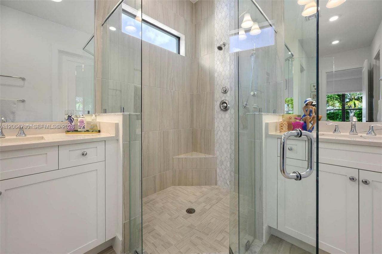 5337 Santa Rosa Ln , Westlake, FL 33470 Photo