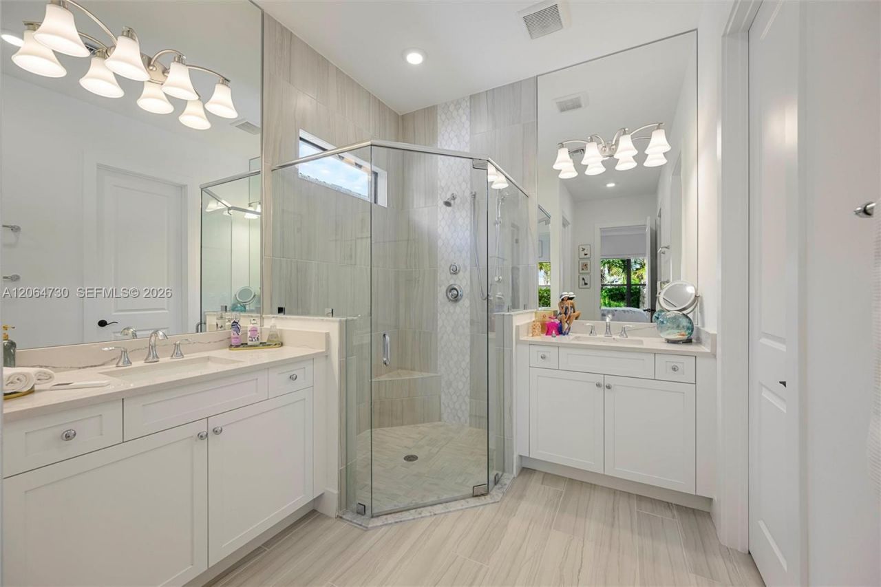 5337 Santa Rosa Ln , Westlake, FL 33470 Photo
