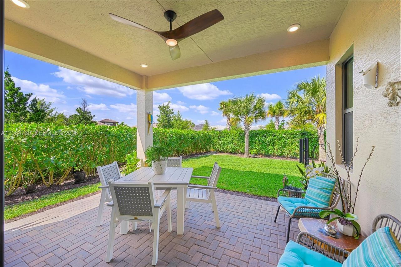 5337 Santa Rosa Ln , Westlake, FL 33470 Photo
