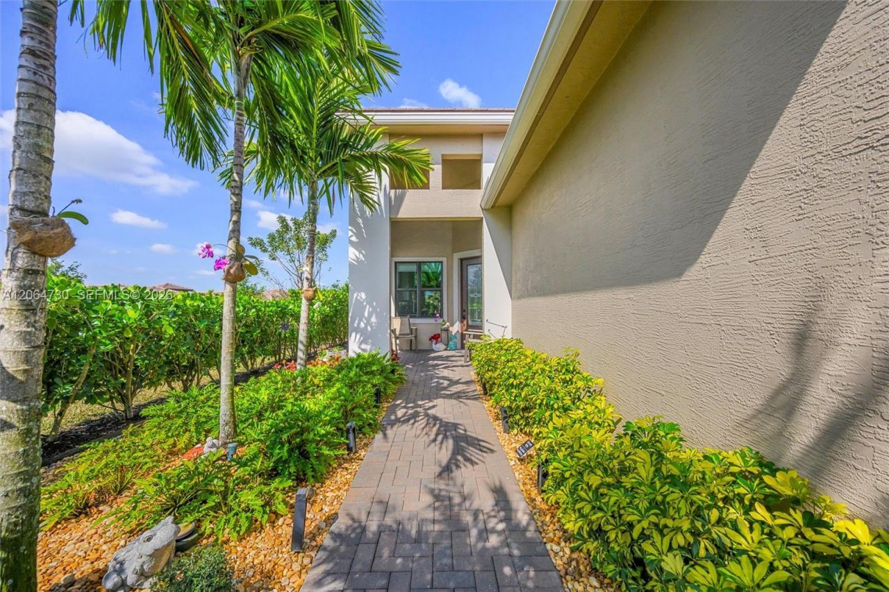 5337 Santa Rosa Ln , Westlake, FL 33470 Photo