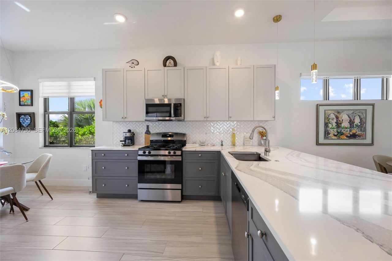 5337 Santa Rosa Ln , Westlake, FL 33470 Photo