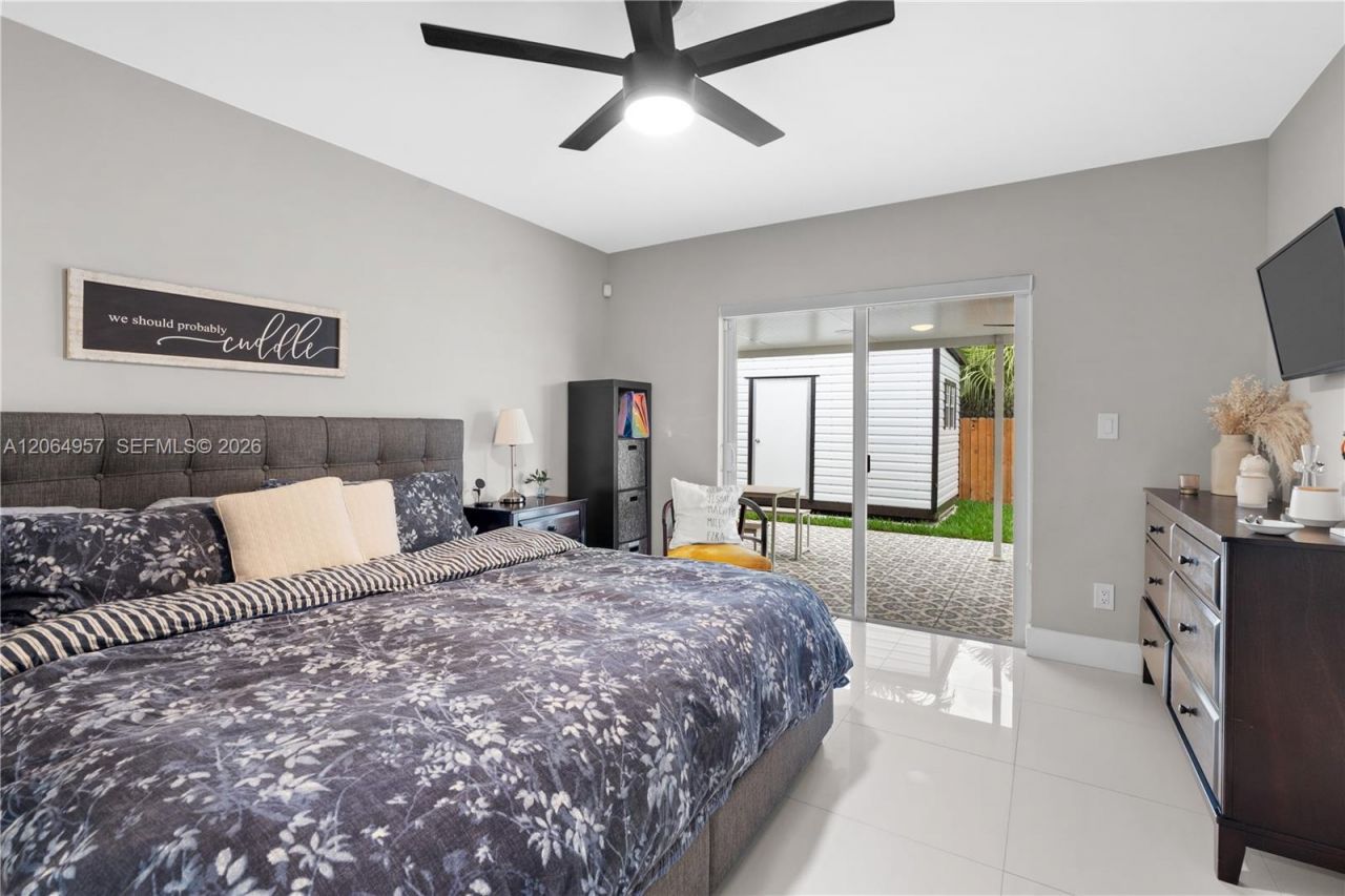 2420 SW 102nd Ave , Miami, FL 33165 Photo