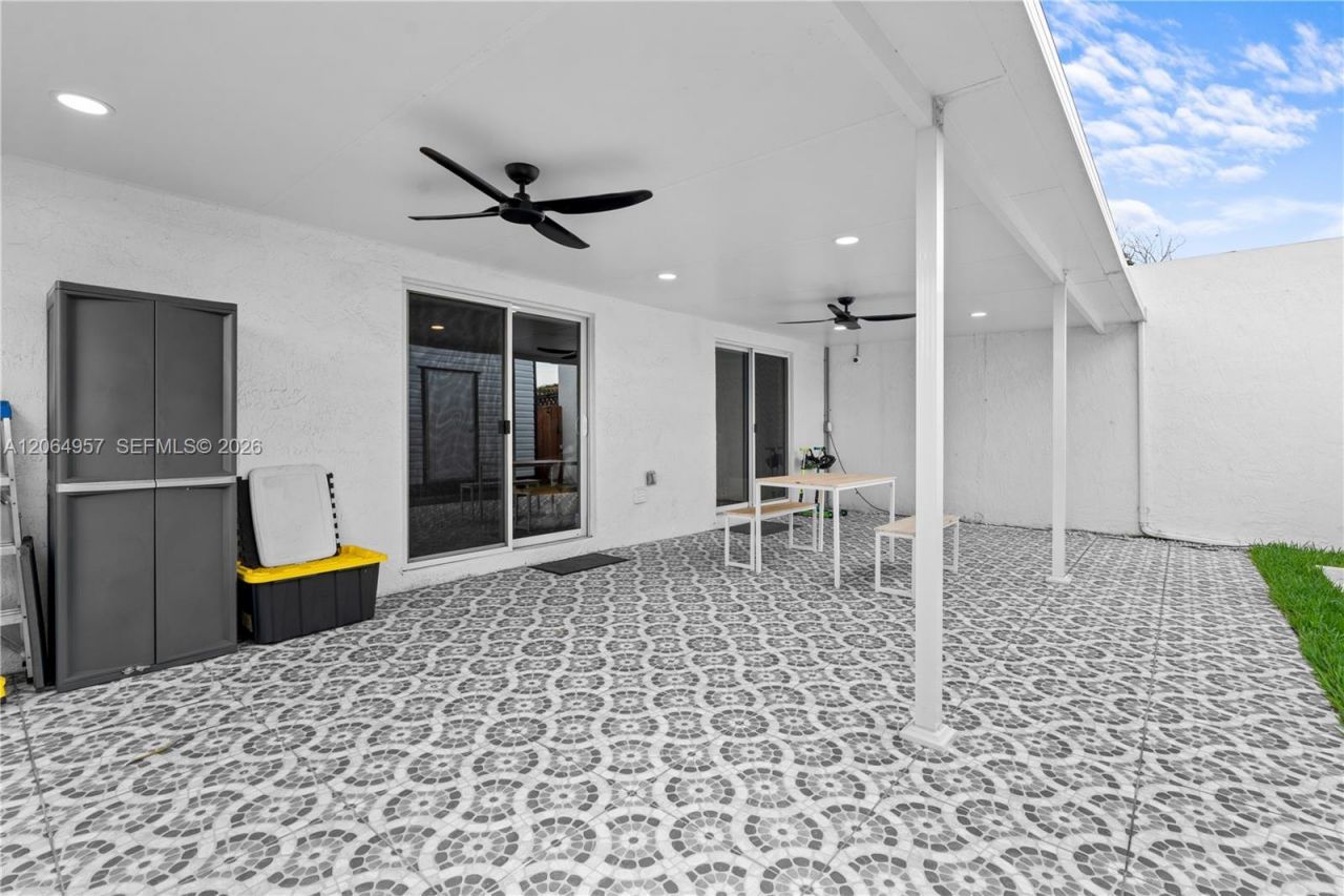 2420 SW 102nd Ave , Miami, FL 33165 Photo