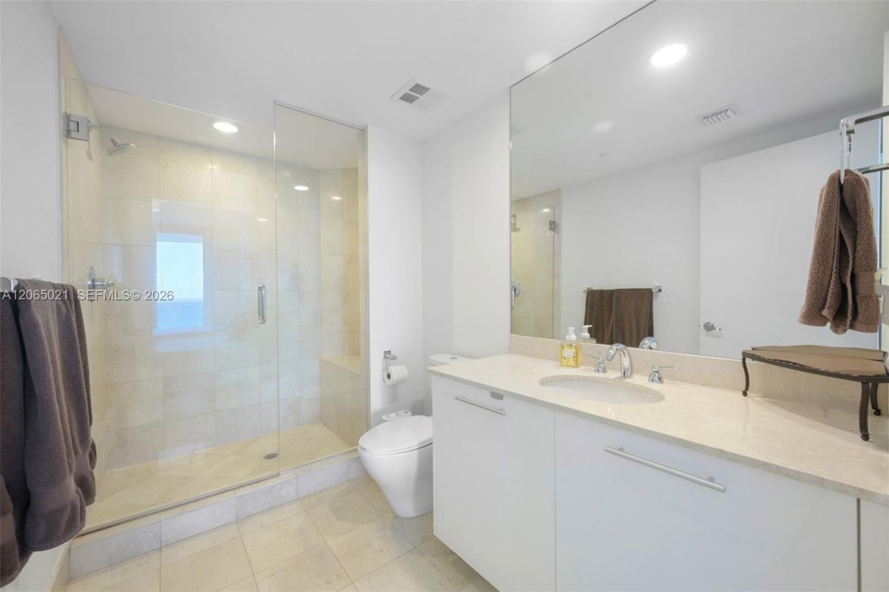 2711 S Ocean Dr , Unit 902, Hollywood, FL 33019 Photo