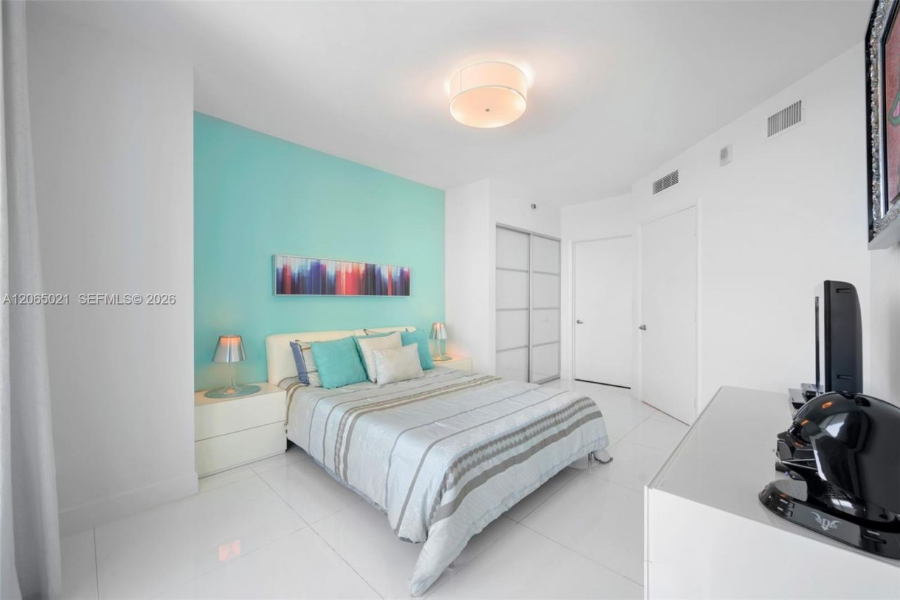 2711 S Ocean Dr , Unit 902, Hollywood, FL 33019 Photo