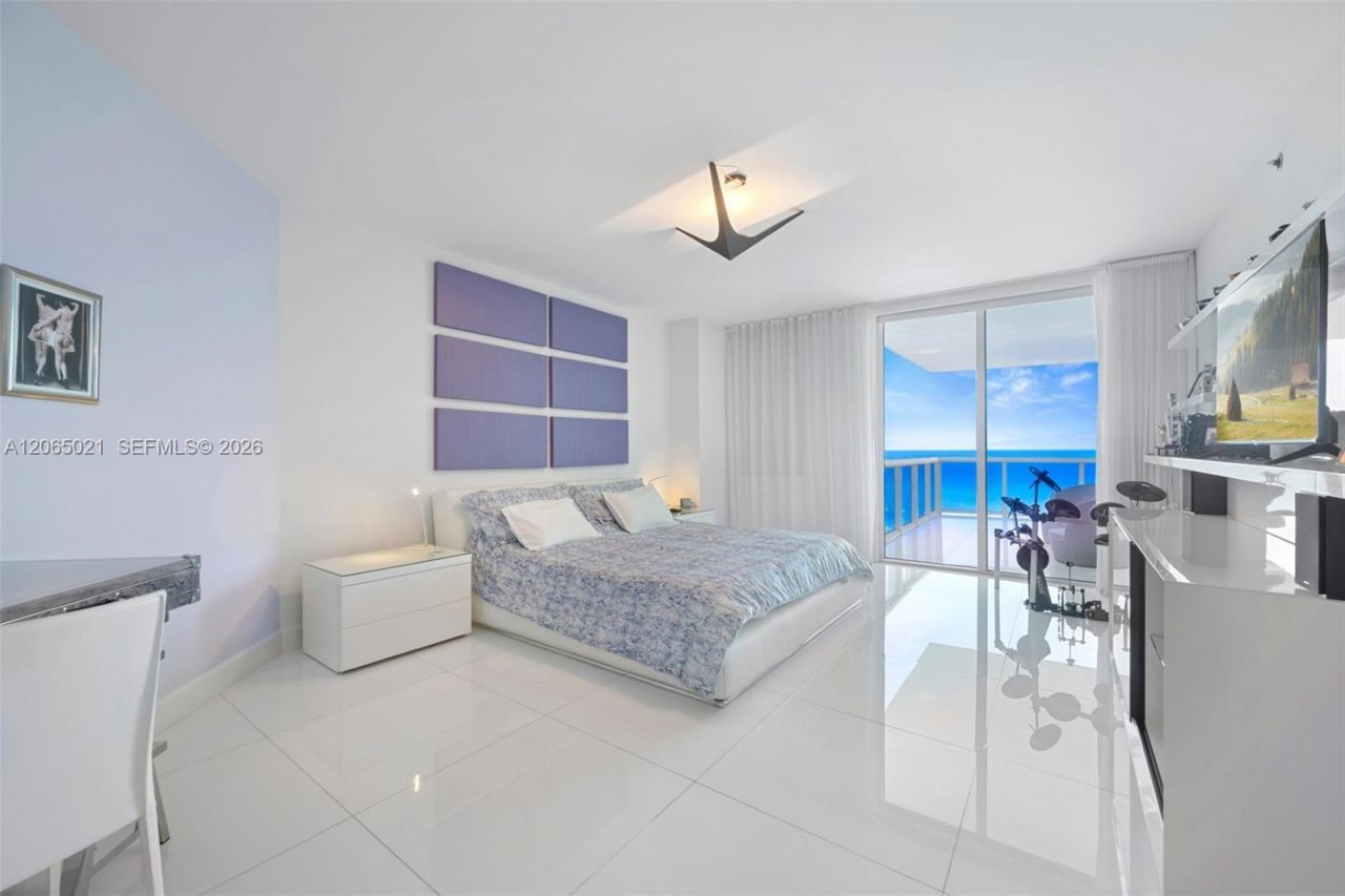 2711 S Ocean Dr , Unit 902, Hollywood, FL 33019 Photo