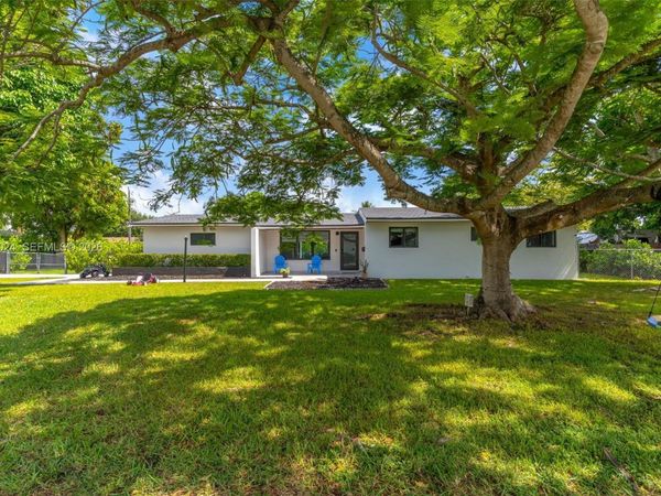11243 SW 174th Ter , Miami, FL 33157